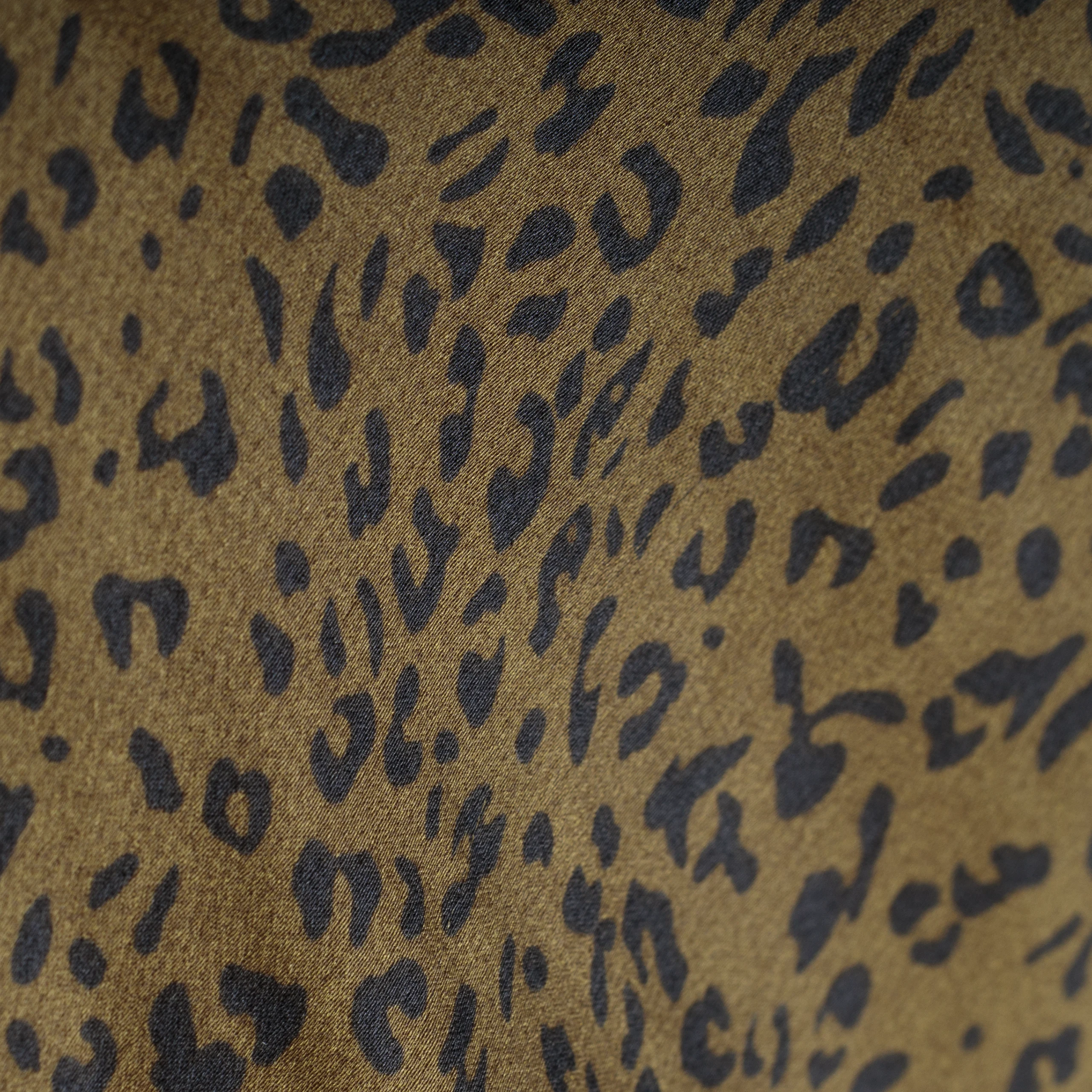 Sukienka w panterkę 